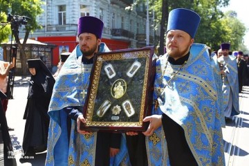 Крестный ход православных в Одессе: молитва о мире