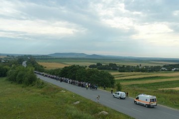 Крестный ход мира приближается к Киеву