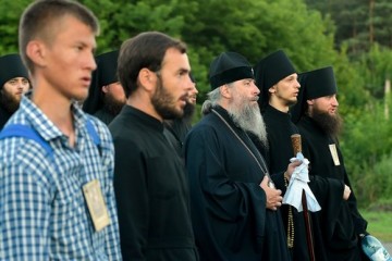 Крестный ход мира приближается к Киеву