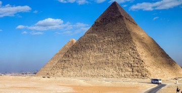 «Дневники» строителей египетских пирамид представили в Каире