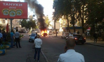 В Киеве при взрыве автомобиля погиб известный журналист Павел Шеремет