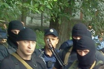 Украину разрушил не Порошенко и Яценюк, а сами украинцы