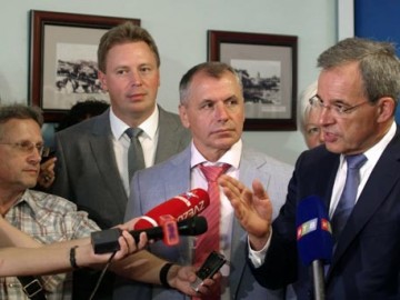 Новый состав парламента Франции обсудит признание Крыма и снятие санкций