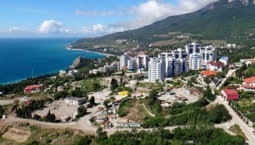 В Киеве жестко осудили французских депутатов за поездку в Крым