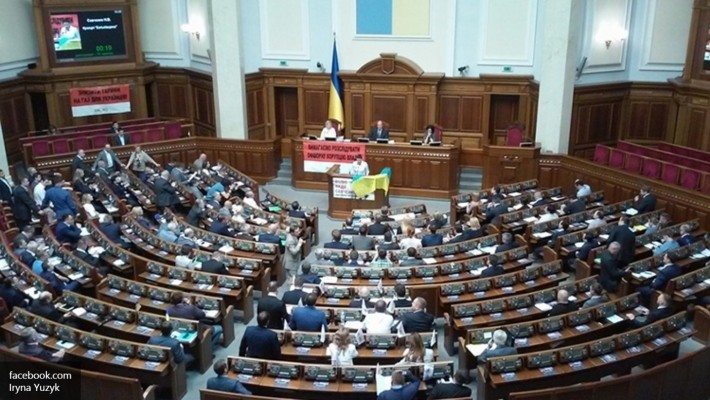 Политолог рассказал, что спасет украинскую экономику Политолог рассказал, что спасет украинскую экономику