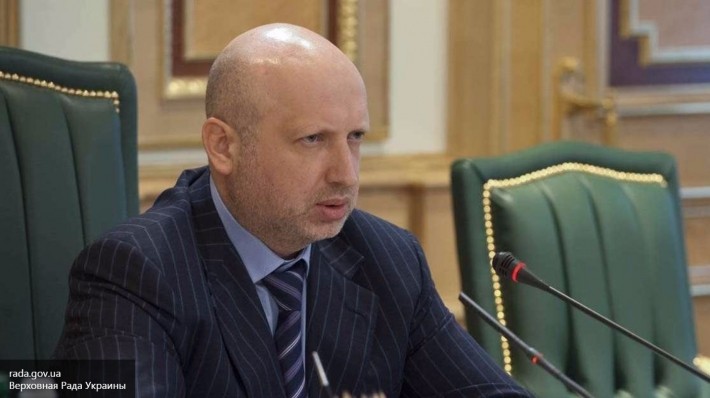 Турчинов рассказал о двух вариантах развития конфликта в Донбассе Турчинов рассказал о двух вариантах развития конфликта в Донбассе