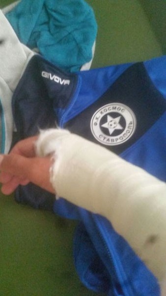 «Один из родителей сломал нашему вратарю (13-ти лет) руку»