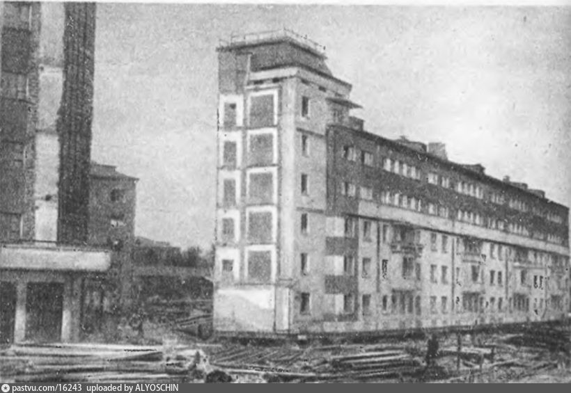 Как передвигали дома в Москве