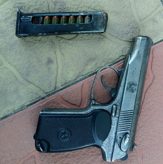 Под Киевом нашли крупный арсенал оружия из АТО Под Киевом нашли крупный арсенал оружия из АТО