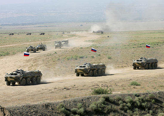 Россия начинает масштабные учения на границе с Украиной