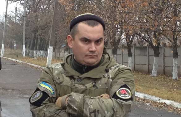 Есть проблема - не хватает транспорта вывозить 200-х укропов. Помогите кто может! 