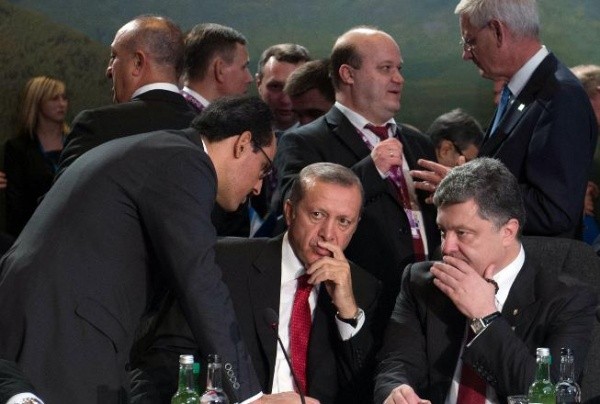 Леонид Ивашов: Украина, как Грузия, может "доиграться" до того, что Россия признает ДНР и ЛНР Леонид Ивашов: Украина, как Грузия, может "доиграться" до того, что Россия признает ДНР и ЛНР