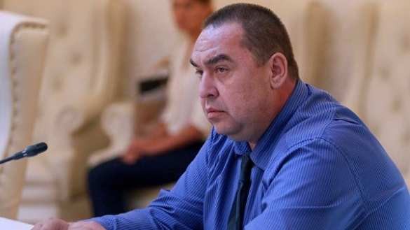 Глава ЛНР вернулся к работе после покушения