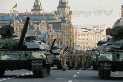 Военный парад: дожить до послезавтра. Александр Яблоков