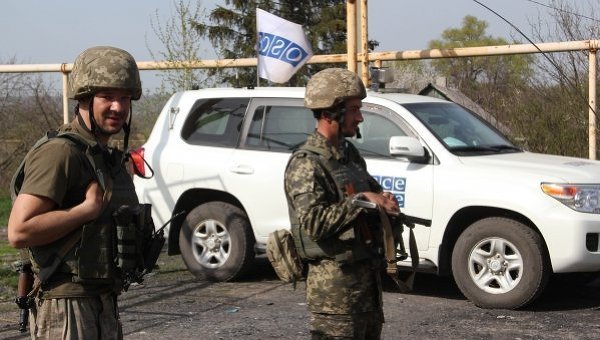 В Германии заговорили о вооружённых ОБСЕшниках на Донбассе. Арина Матвеева В Германии заговорили о вооружённых ОБСЕшниках на Донбассе. Арина Матвеева