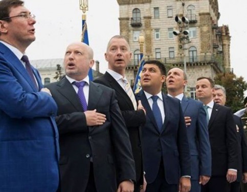 Итоги недели. Необычные парады и привычные зрады