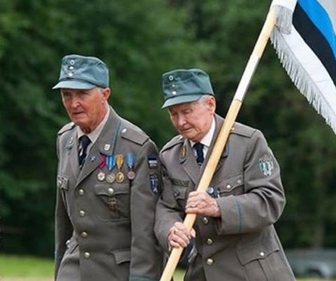 Как эсэсовский недобиток хотел себе форму пошить