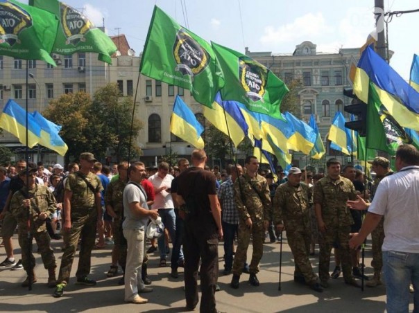 Вытиранам "АТЫ" не везёт в Харькове - никто их не везёт Вытиранам "АТЫ" не везёт в Харькове - никто их не везёт