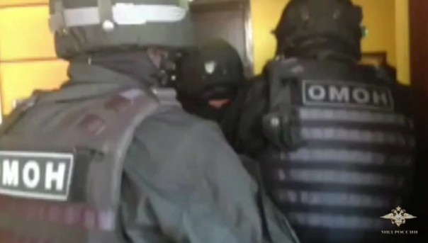 Полицейские задержали 14 черных банкиров