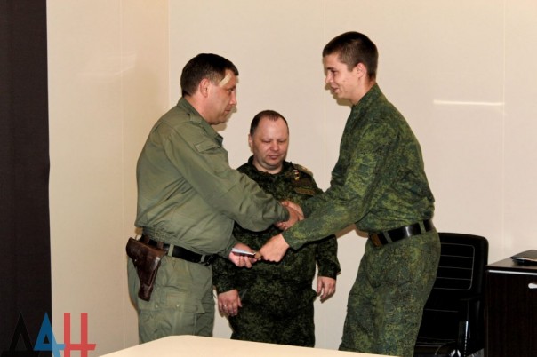 Сводка от МО ДНР 4 августа 2016 года. Из-за ошибки корректировщика ВСУ под Авдеевкой у укрофашистов более 20 убитых и раненых