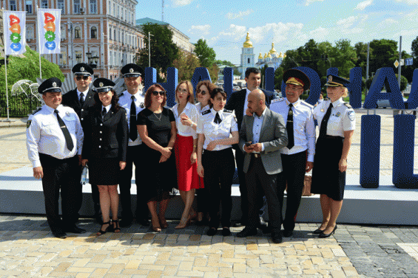 Трупчинов привыкает носить зековскую робу