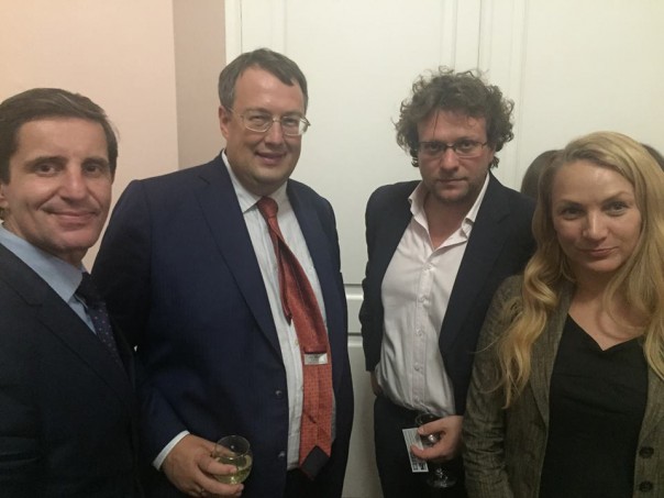 Эпидемия прозрений в Украине Эпидемия прозрений в Украине