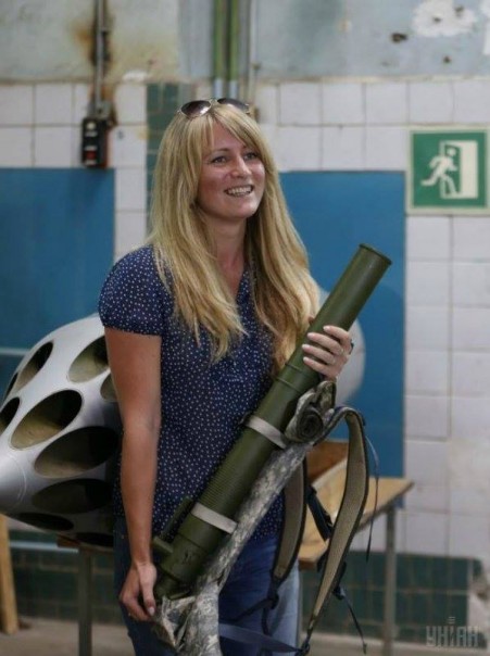 Украинский 60-мм миномёт для неприцельной стрельбы. Украинский 60-мм миномёт для неприцельной стрельбы.