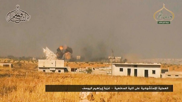 Охота на головорезов в Сирии и Ираке, битва за Алеппо, штурм артиллерийской базы, сводка Сирийской войны | Подборка видео с Ближневосточного фронта Охота на головорезов в Сирии и Ираке, битва за Алеппо, штурм артиллерийской базы, сводка Сирийской войны | Подборка видео с Ближневосточного фронта