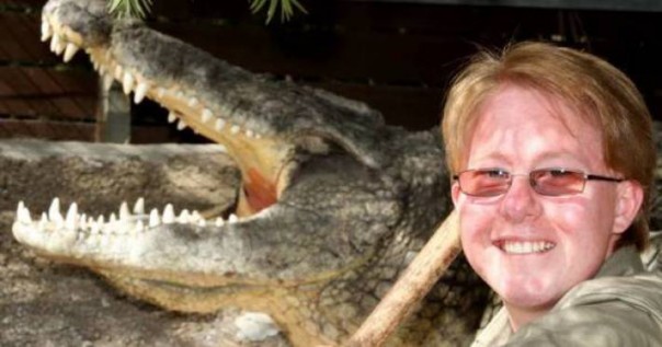 Их нравы. Не обращая внимание на окружающих, эта пара занималась сексом в центре европейской столицы... Их нравы. Не обращая внимание на окружающих, эта пара занималась сексом в центре европейской столицы...