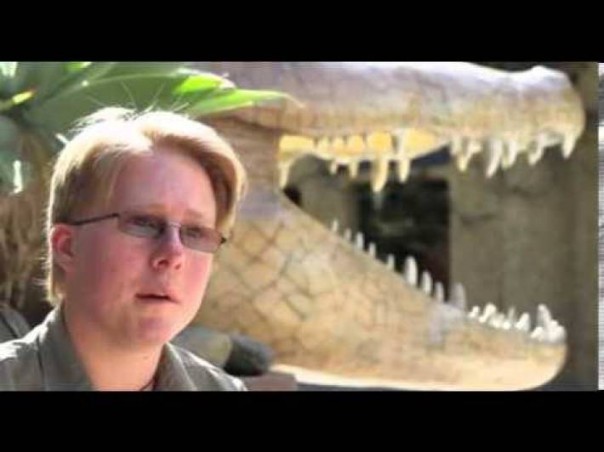 Их нравы. Не обращая внимание на окружающих, эта пара занималась сексом в центре европейской столицы... Их нравы. Не обращая внимание на окружающих, эта пара занималась сексом в центре европейской столицы...