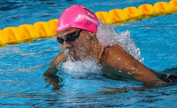 Российские пловцы обыграли США и Австралию в эстафете 4х100 м | Юлия Ефимова победила в своём первом олимпийском заплыве в Рио Российские пловцы обыграли США и Австралию в эстафете 4х100 м | Юлия Ефимова победила в своём первом олимпийском заплыве в Рио