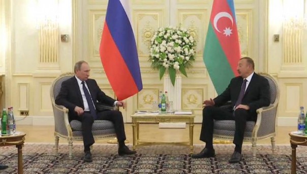 Путин: Россия будет стремиться к урегулированию Карабахского конфликта