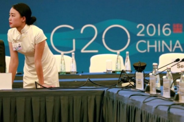 Киев исключили из переговоров о Донбассе: Порошенко не позвали на «G-20»