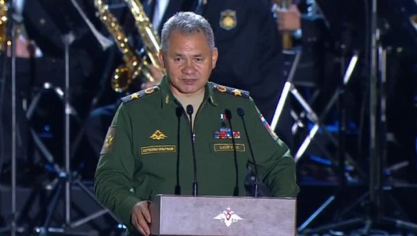 Шойгу пожелал участникам АрМИ встречаться только на полях спортивных сражений