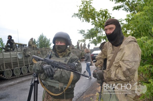 Киев запутался в собственных версиях истории с крымскими диверсантами. Киев запутался в собственных версиях истории с крымскими диверсантами.