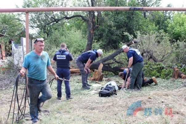 Сводка от НМ ЛНР 18 августа 2016 года. ВСУ перебрасывают в зону "АТО" подкрепление и готовят новую мобилизацию Сводка от НМ ЛНР 18 августа 2016 года. ВСУ перебрасывают в зону "АТО" подкрепление и готовят новую мобилизацию