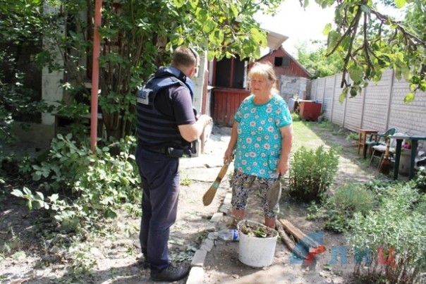 Сводка от НМ ЛНР 18 августа 2016 года. ВСУ перебрасывают в зону "АТО" подкрепление и готовят новую мобилизацию Сводка от НМ ЛНР 18 августа 2016 года. ВСУ перебрасывают в зону "АТО" подкрепление и готовят новую мобилизацию
