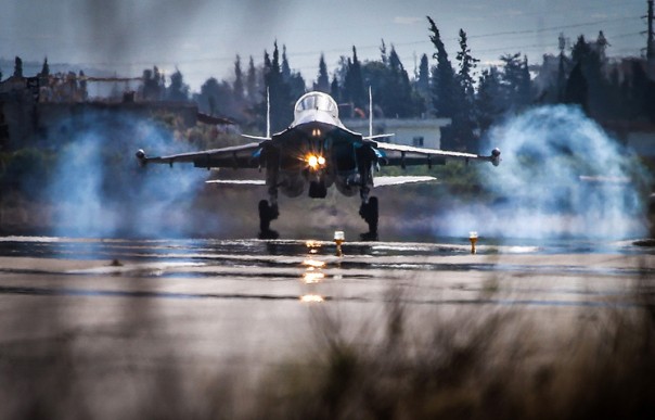 Су-34 - лучший бомбардировщик армии России по прозвищу "Утенок" Су-34 - лучший бомбардировщик армии России по прозвищу "Утенок"