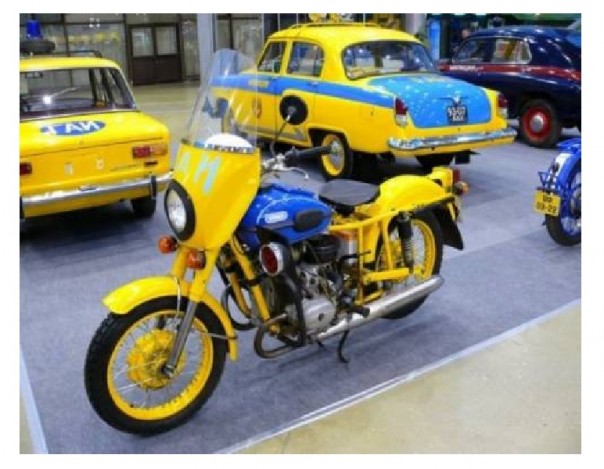 И отмечали день прапора кто как мог... И отмечали день прапора кто как мог...