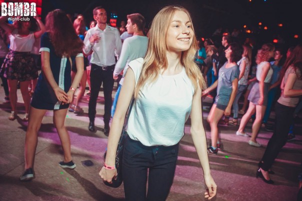 Night club "Бомба" (Тернополь) и его посетители (Не реклама) 18+ Night club "Бомба" (Тернополь) и его посетители (Не реклама) 18+