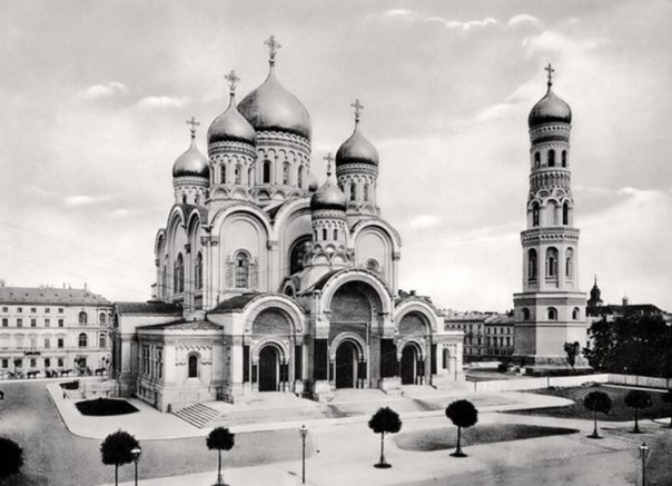 Ваши и наши руины