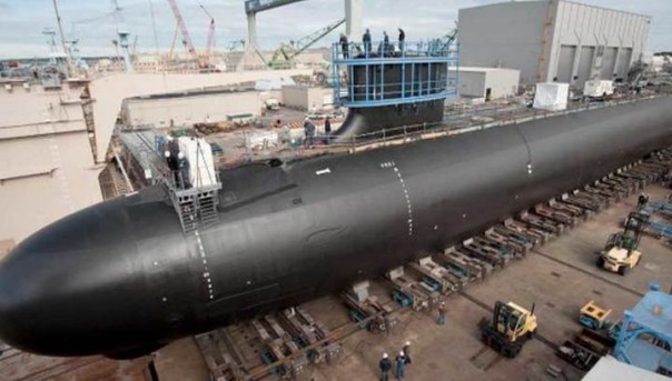 ВМС США получили новейшую атомную субмарину "Иллинойс"