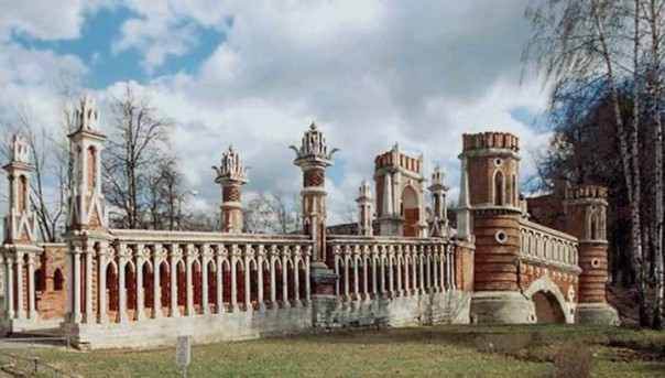 Облюбование Москвы. Русская готика. Репортаж Р. Рахматуллина