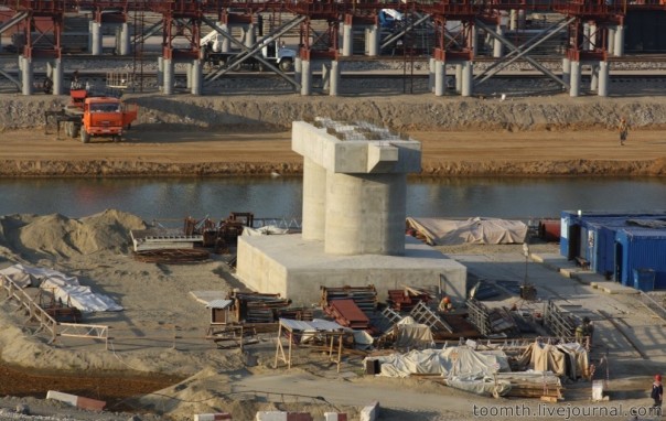 Киностудия "МосТфильм" представляет: Газовый мост в Крым. Стройка на керченском берегу Киностудия "МосТфильм" представляет: Газовый мост в Крым. Стройка на керченском берегу