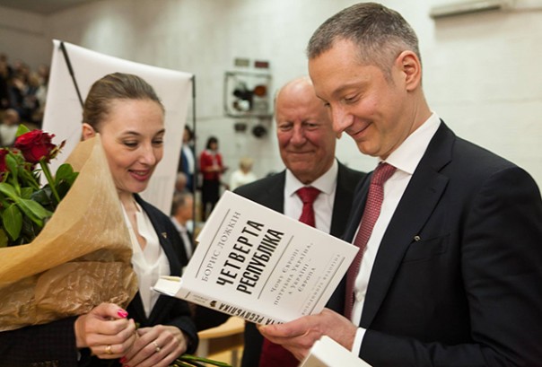 Кто на новенького? Кто на новенького?