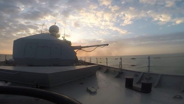 Подразделения трех военных округов подняты по тревоге