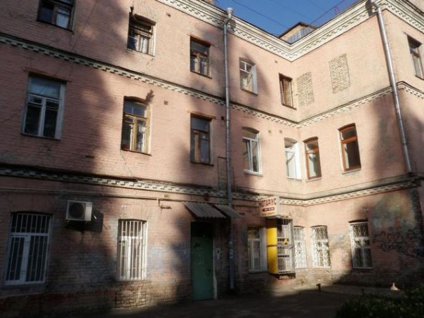 Любовь и ненависть преданной Фиалки. Владимир Скачко