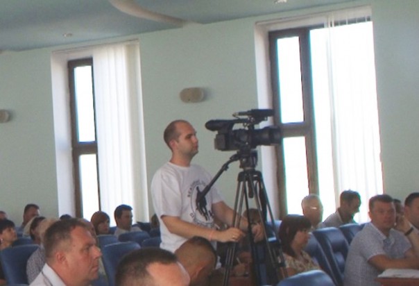 На украинском ТВ разгорелся скандал из-за футболки «Вежливые люди»