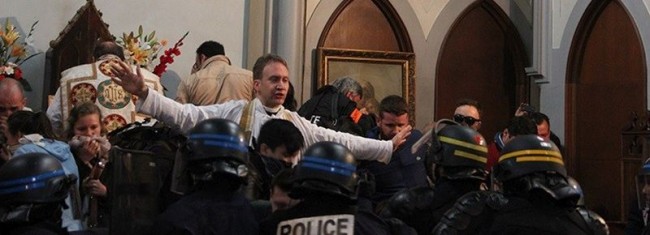 В Париже сносят христианскую церковь