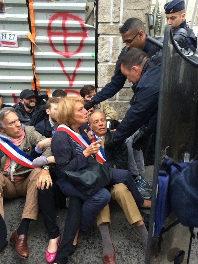 В Париже сносят христианскую церковь